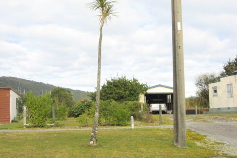 Photo of property in 33 Packers Quay, Blaketown, Greymouth, 7805
