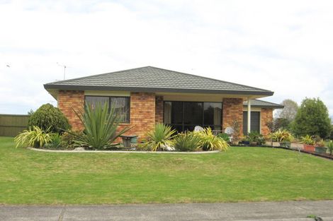 Photo of property in 13 Impala Place, Whitianga, 3510