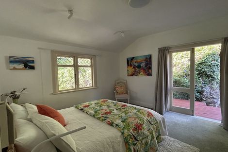 Photo of property in 1/1 Wilkinson Street, Oriental Bay, Wellington, 6011