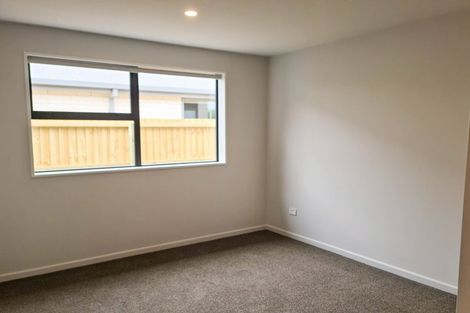 Photo of property in 10 Lussa Close, Broomfield, Christchurch, 8042