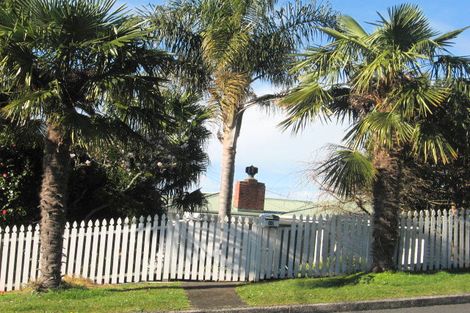 Photo of property in 10 Mcmillan Avenue, Te Kamo, Whangarei, 0112