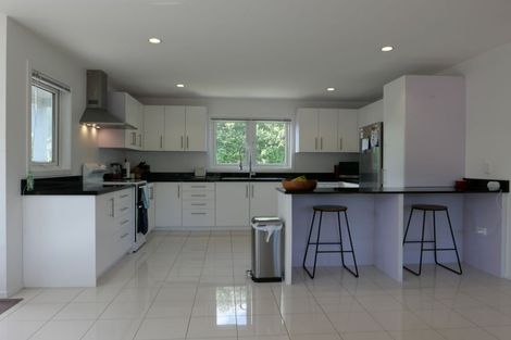 Photo of property in 29 Awatea Avenue, Paraparaumu, 5032