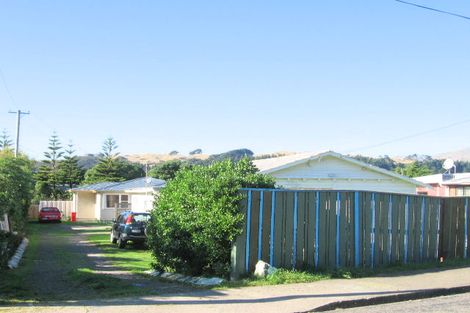 Photo of property in 10 Ngatitoa Street, Takapuwahia, Porirua, 5022