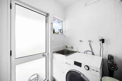 Photo of property in 9 Garland Drive, St Andrews, Hamilton, 3200