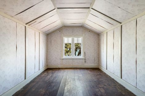 Photo of property in 27 Queens Parade, Devonport, Auckland, 0624