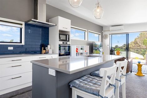 Photo of property in 33 Hihitahi Rise, Paihia, 0200