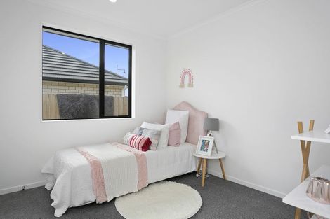 Photo of property in 5 Kaaka Street, Cambridge, 3434