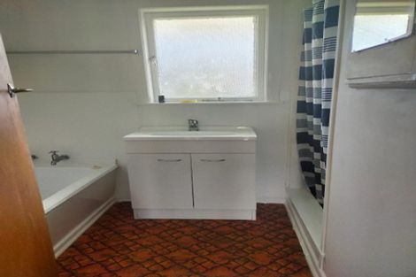 Photo of property in 97 Mcleod Road, Te Atatu South, Auckland, 0610