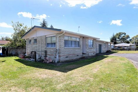 Photo of property in 8b Kouma Place, Fairy Springs, Rotorua, 3015