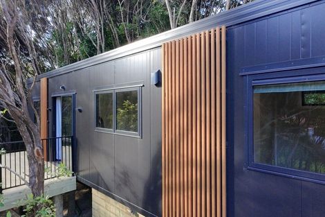 Photo of property in 33 Postgate Drive, Whitby, Porirua, 5024