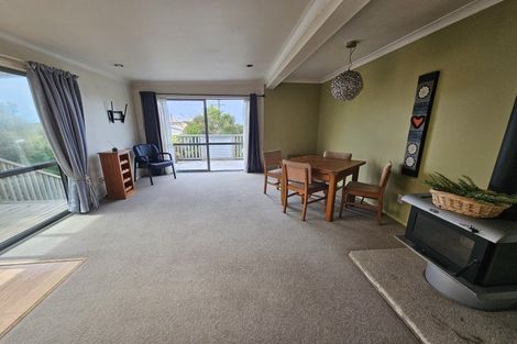 Photo of property in 9 Moana Street, Kaka Point, Balclutha, 9271