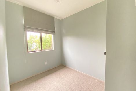 Photo of property in 16 Seabrook Avenue, New Lynn, Auckland, 0600