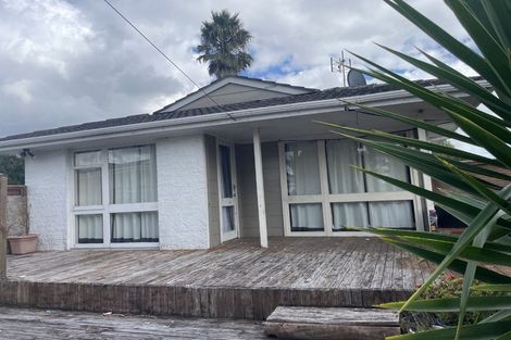 Photo of property in 64 Chichester Drive, Rosehill, Papakura, 2113