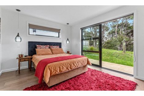 Photo of property in 5 Libertia Lane, Orewa, 0931