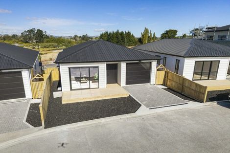 Photo of property in 75 Tributary Parade, Karaka, Papakura, 2113