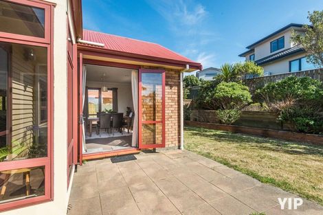 Photo of property in 1 Comber Place, Johnsonville, Wellington, 6037