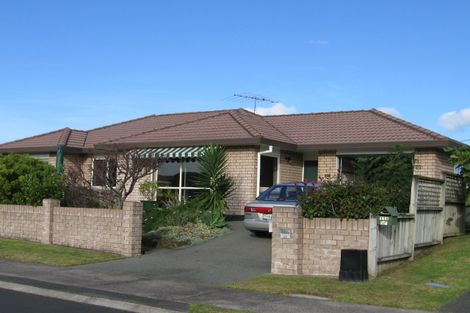 Photo of property in 9a Mcgowan Place, Orewa, 0931
