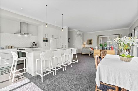 Photo of property in 81c Reading Street, Greytown, 5712