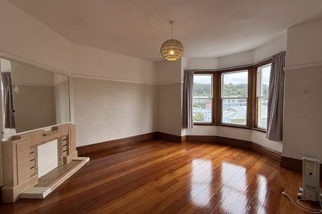 Photo of property in 4 Myrtle Crescent, Mount Cook, Wellington, 6021