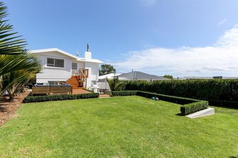 Photo of property in 185 Mangorei Road, Merrilands, New Plymouth, 4312