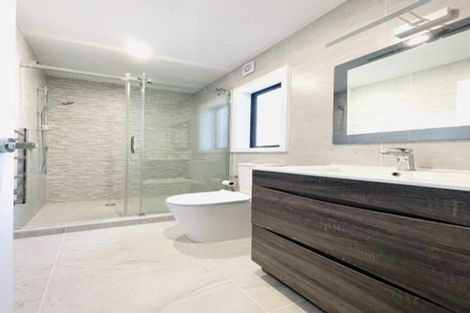 Photo of property in 10b George Street, Mangere East, Auckland, 2024