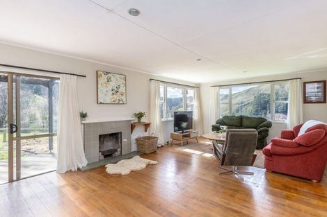Photo of property in 1543a Annedale Road, Tinui, 5894