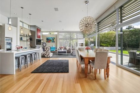 Photo of property in 12 Highlight Parade, Te Atatu South, Auckland, 0610