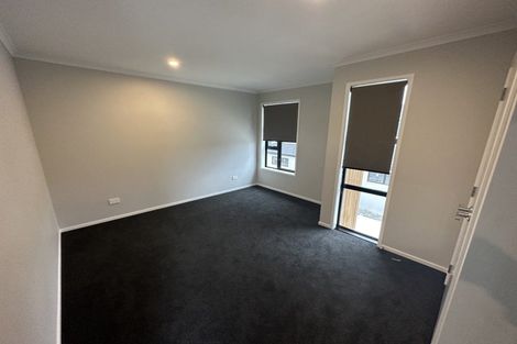 Photo of property in 80 Papatupu Way, Kumeu, 0810