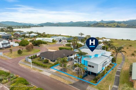 Photo of property in 140 Vista Paku, Pauanui, Hikuai, 3579