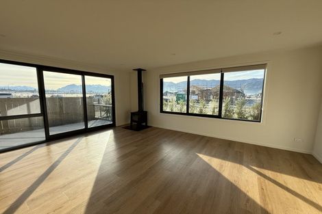 Photo of property in 181 Burdon Loop, Lake Hawea, 9382