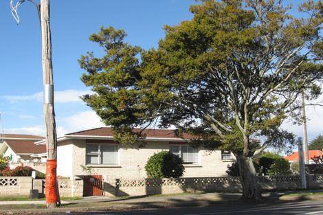 Photo of property in 1 Church Road, Taradale, Napier, 4112