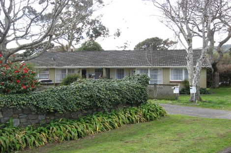 Photo of property in 12a Rowe Parade, Wainuiomata, Lower Hutt, 5014