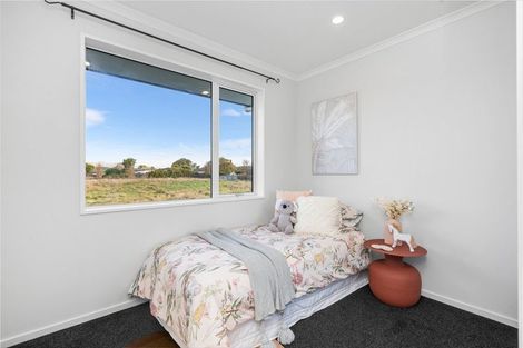 Photo of property in 10 Brightstone Crescent, Aranui, Christchurch, 8061