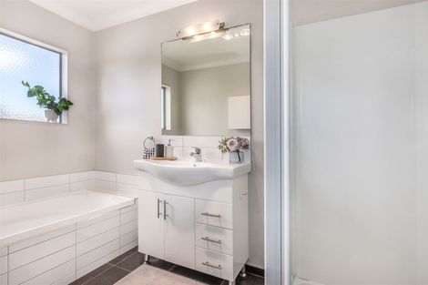 Photo of property in 53 Staithes Drive North, Whitby, Porirua, 5024