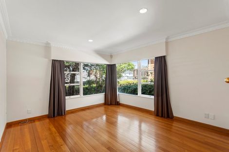 Photo of property in 2/80 Archers Road, Glenfield, Auckland, 0629