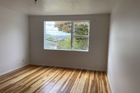 Photo of property in 162 Broderick Road, Johnsonville, Wellington, 6037