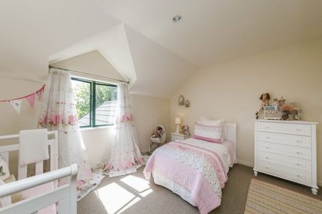 Photo of property in 7 The Oaks, Awapuni, Palmerston North, 4412
