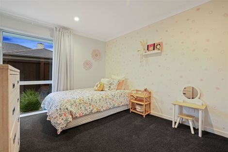 Photo of property in 2 Caracara Place, Rolleston, 7615