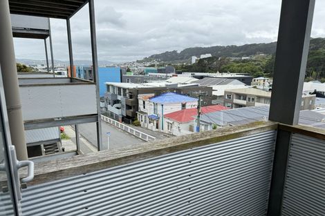 Photo of property in Vespa Apartments, 20 Hanson Street, Mount Cook, Wellington, 6021