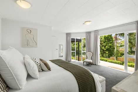 Photo of property in 2/12a Mcdowell Crescent, Hillcrest, Auckland, 0627