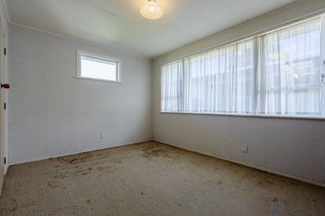 Photo of property in 15 Elliott Street, Taradale, Napier, 4112