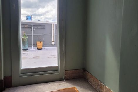 Photo of property in Blythswood Flats, 16/3f Aro Street, Aro Valley, Wellington, 6021