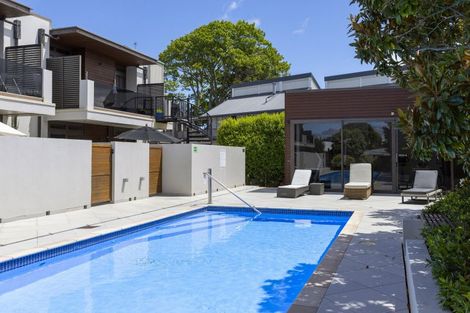 Photo of property in 88 Lake Terrace, Taupo, 3330