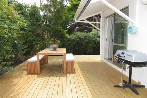 Photo of property in 2 Trilids Lane, Churton Park, Wellington, 6037