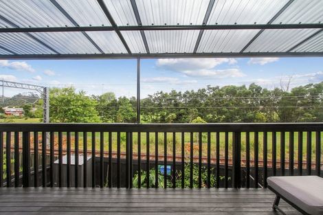 Photo of property in 13 Pooks Road, Ranui, Auckland, 0612