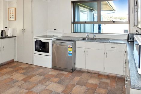 Photo of property in 20 Mack Street, Foxton Beach, Foxton, 4815