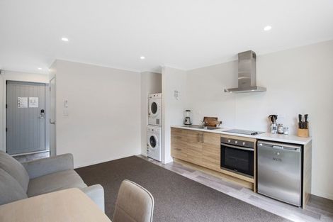 Photo of property in 47u4 Cameron Road, Hamilton East, Hamilton, 3216