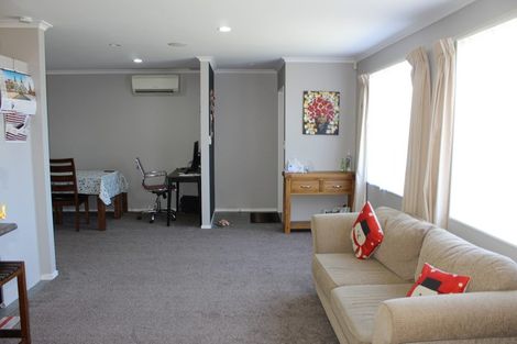 Photo of property in 14 Northridge Terrace, Massey, Auckland, 0614