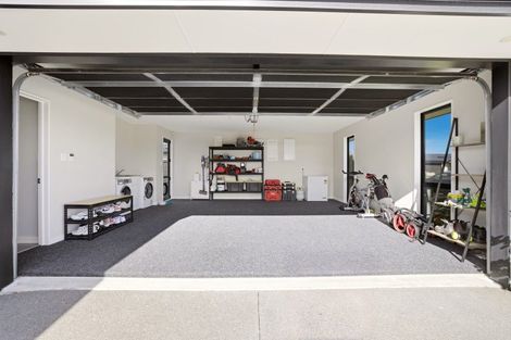 Photo of property in 9 Merino Crescent, Amberley, 7410