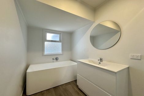 Photo of property in 122 Mcleod Street, Elderslea, Upper Hutt, 5018
